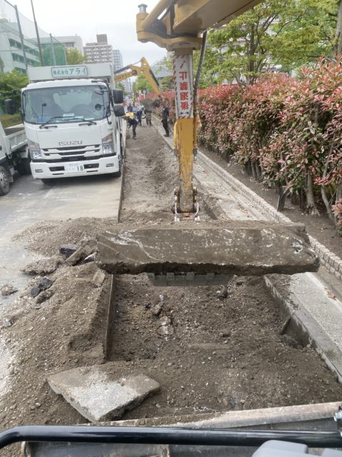 江東区内　車道舗装復旧工事　