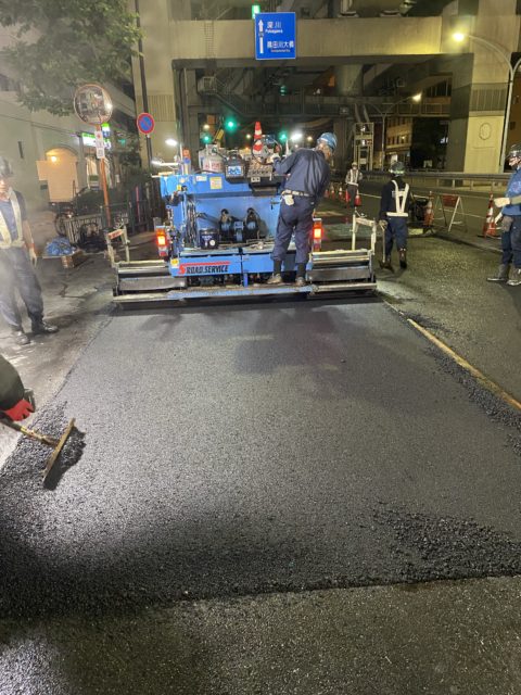 日本橋箱崎　車道舗装切削工事